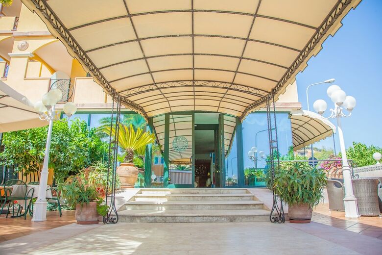 Residence Costazzurra