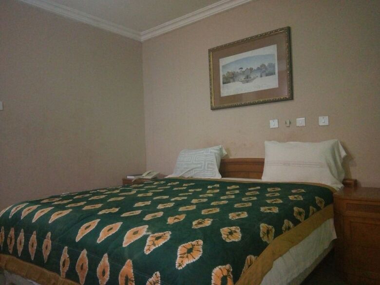 Deroma Hotels & Suites
