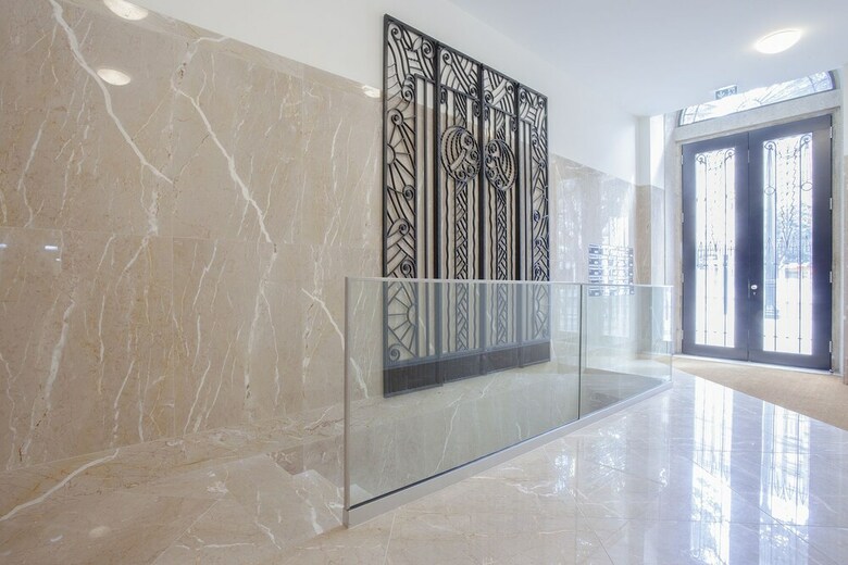 Liiiving - Aliados Luxury Apartments