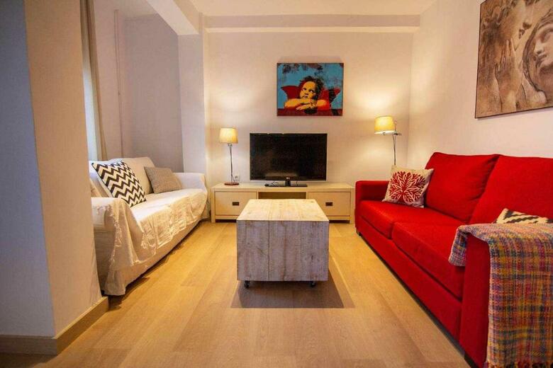 Apartamentos Habitahost Ram�n Y Cajal