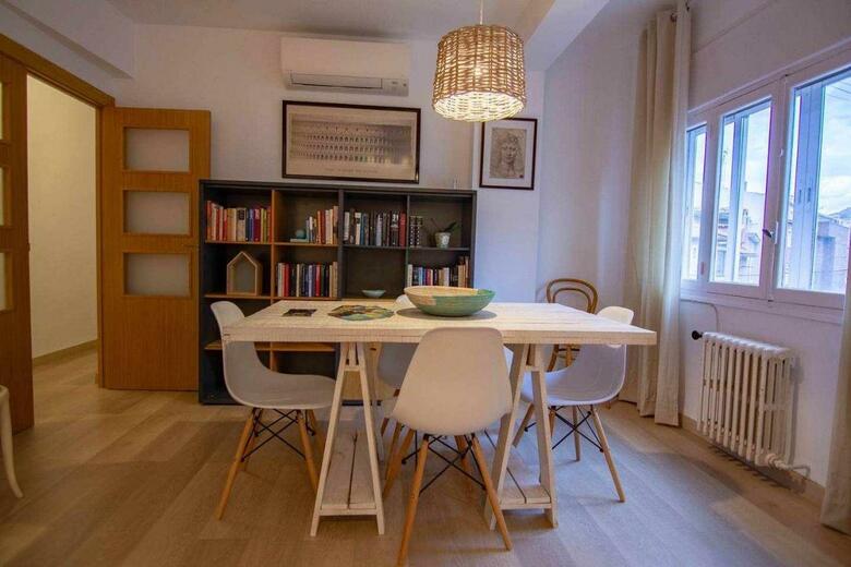 Apartamentos Habitahost Ram�n Y Cajal