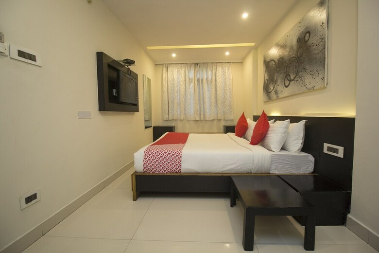 Oyo 24798 Kiwi Hotel Yavachi
