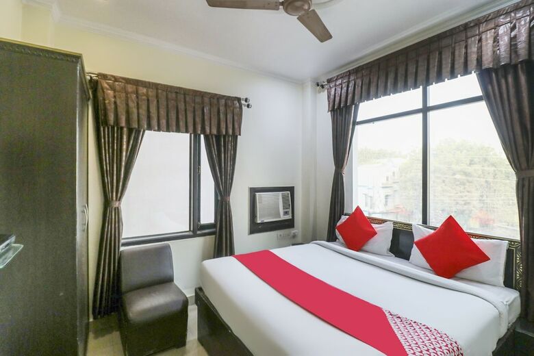 Oyo 2065 Hotel Ashoka Grand