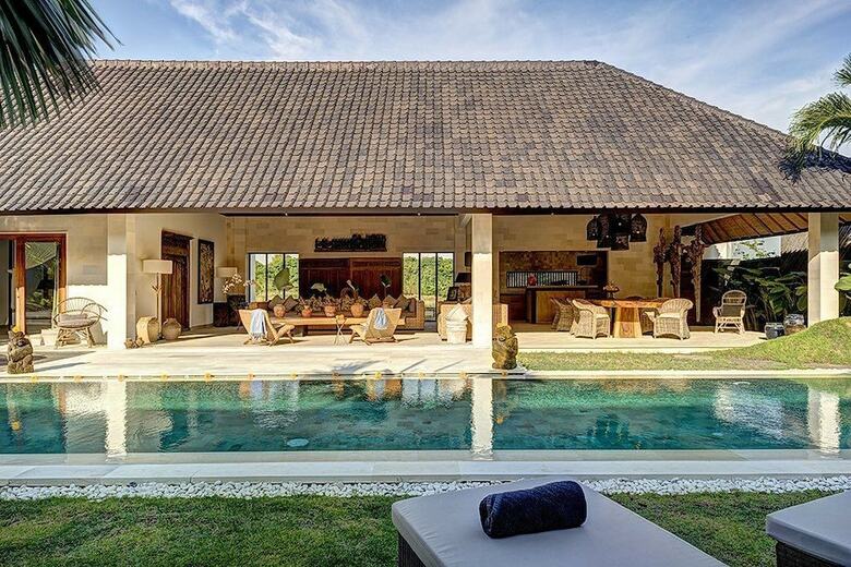 Abaca Villas