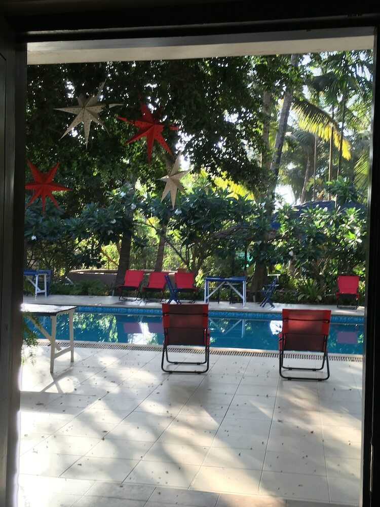 Bed & Breakfast Mango Beach House Kihim Alibaug