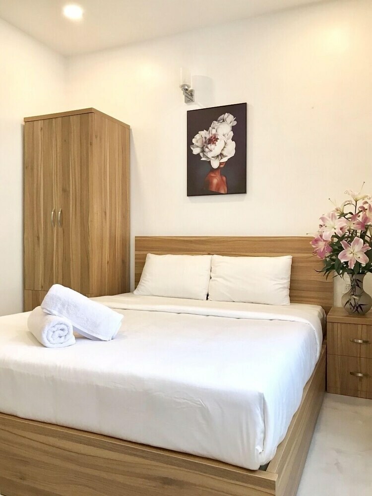 Louis Hotel - Bui Vien Walking Street