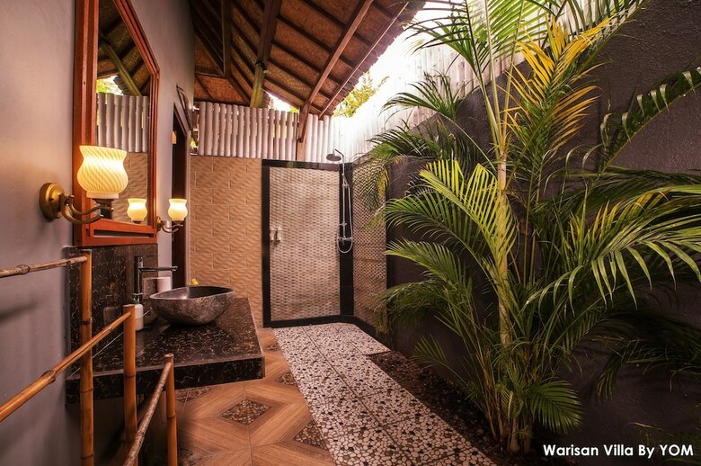 Bed & Breakfast Warisan Villa By Yom