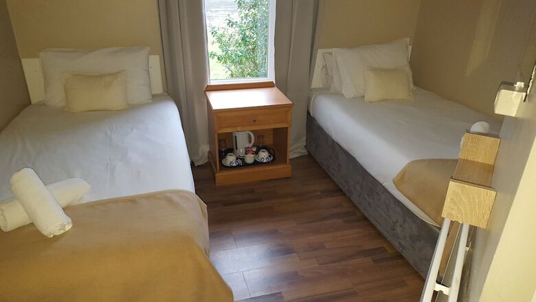 Hotel Portfinn Lodge