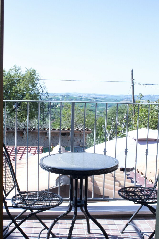 Bed & Breakfast Eden Lilli - B & B Cartoceto