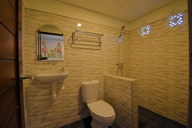 Bed & Breakfast Adil Villa And Resort