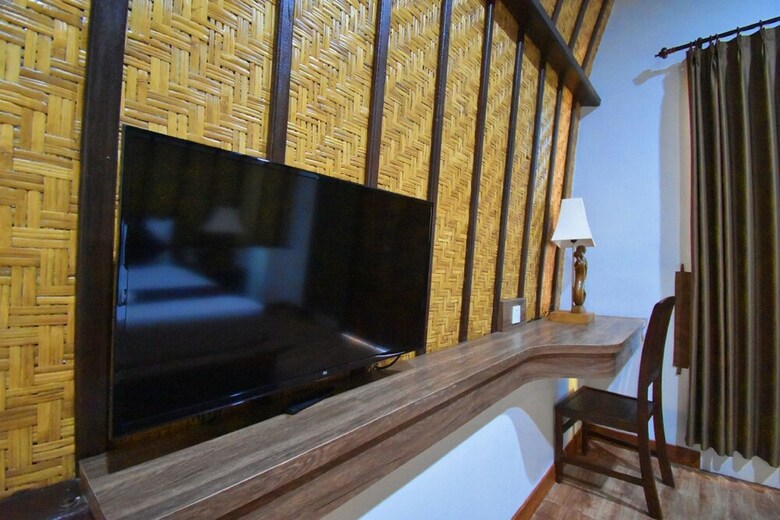 Bed & Breakfast Adil Villa And Resort