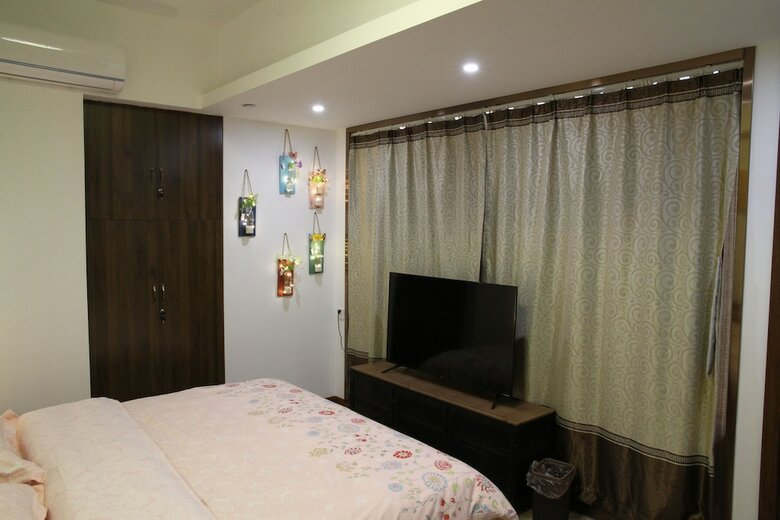 Nanjing Weibao Home Apartment