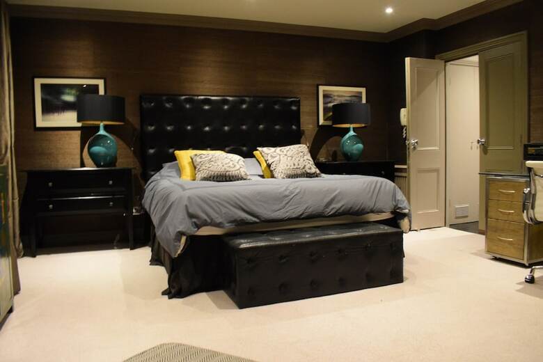 3 Bedroom Apartment In Kensington