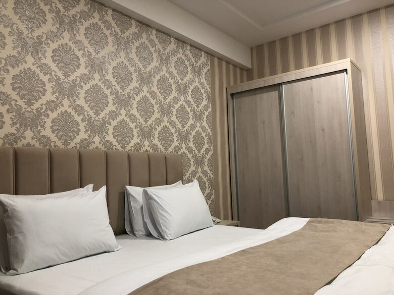 Hua Hotel