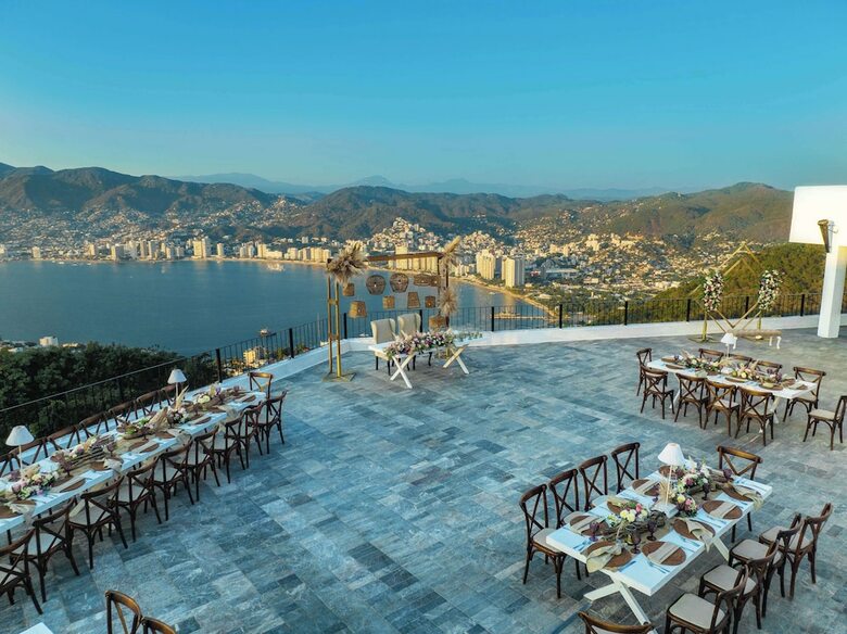 Hotel Las Brisas