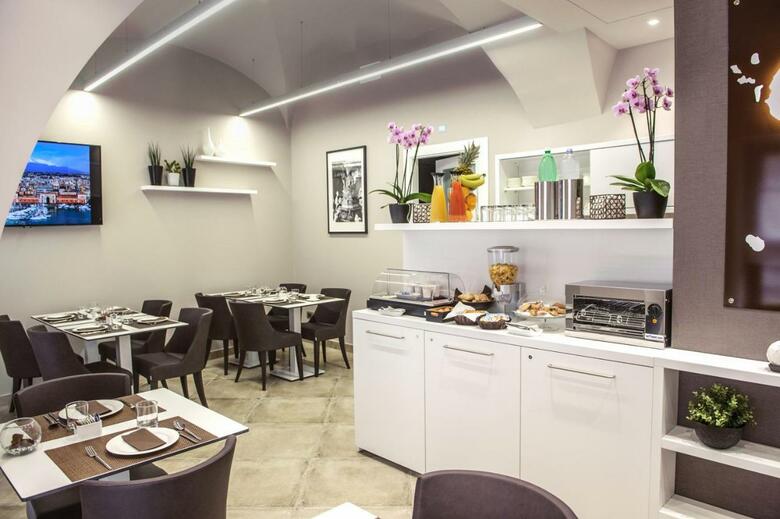 Hotel Etnea 454   Catania Luxury Rooms