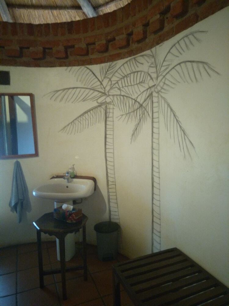 Posada Simbamwenni Lodge And Camping