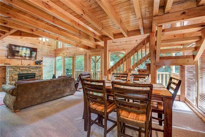 Creekside Romance - One Bedroom Cabin