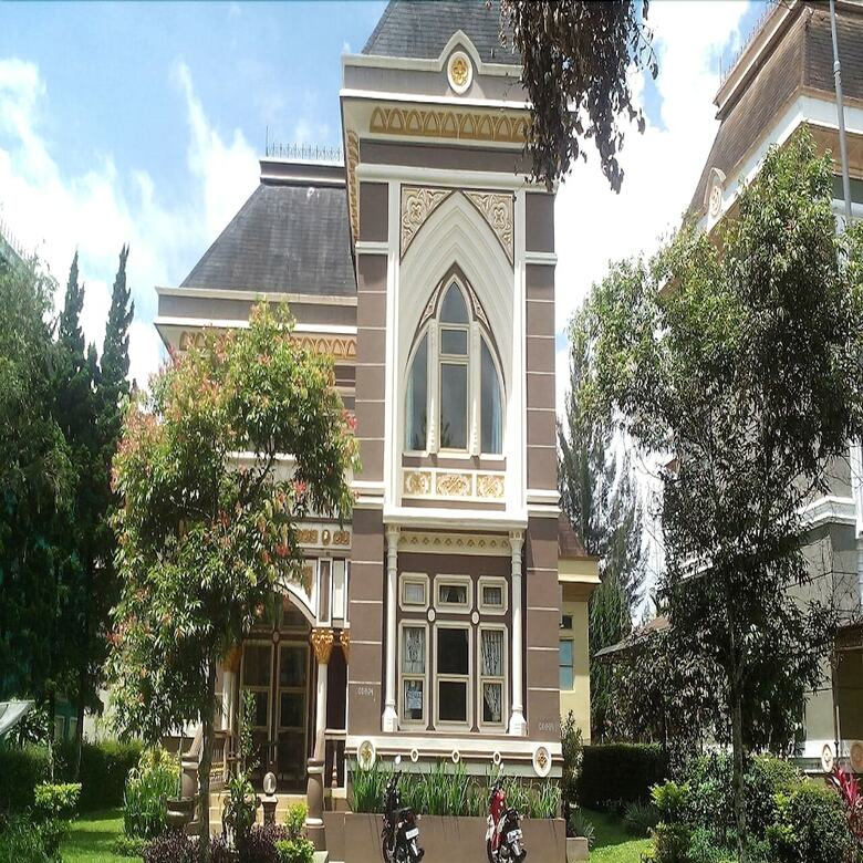 Villa Kota Bunga Cc