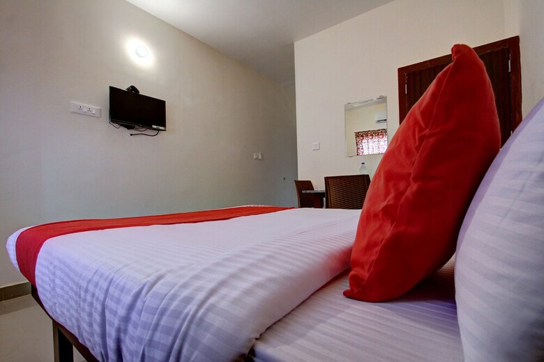 Hotel Oyo 24301 Century Park