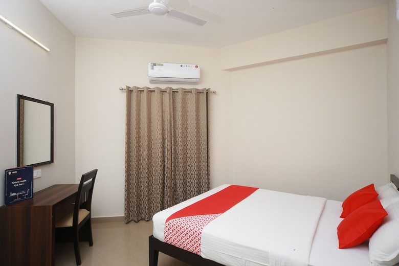 Hotel Oyo 27660 Aptin Vanila Suites