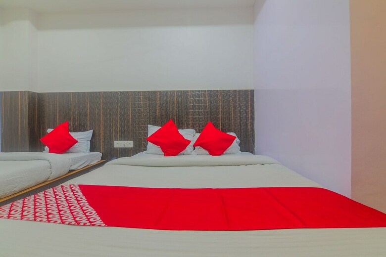 Oyo 23304 Hotel Shiva