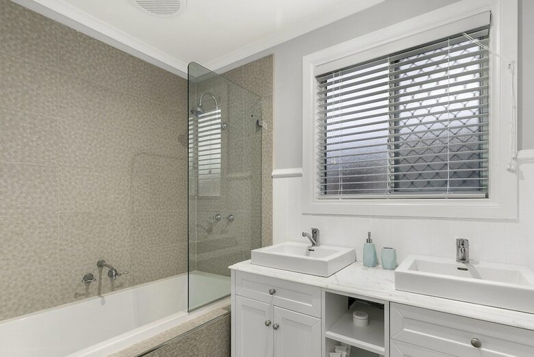 Settle In On 260 Settlement In Cowes
