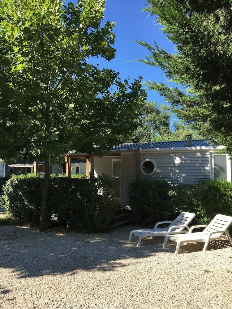 Les Prairies de La Mer Home From Home Campsite
