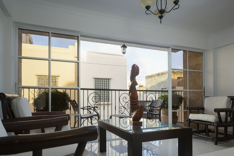 Hotel La Colonia