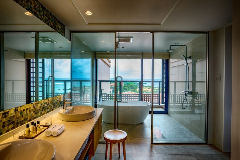 Hotel Shigira Mirage