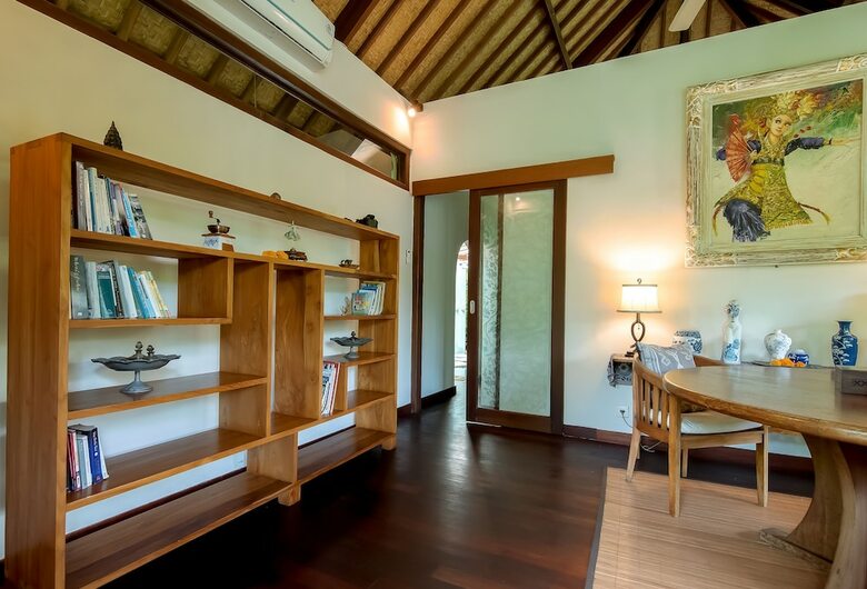 Villa Umah Shanti