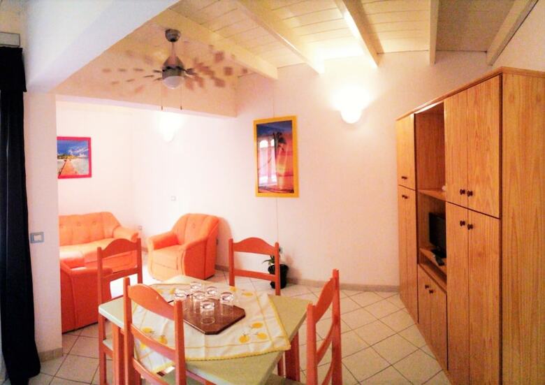 Hotel Holiday B&B