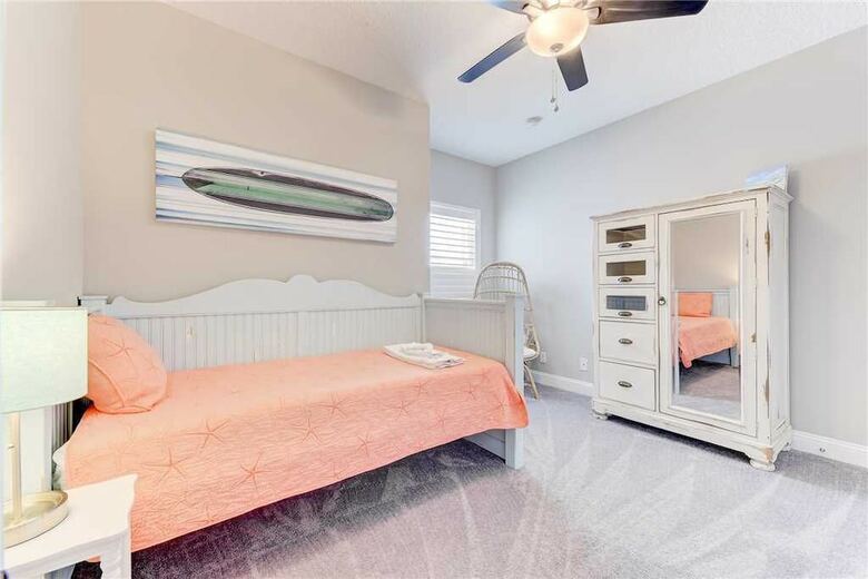 Beachykeen - Four Bedroom Home