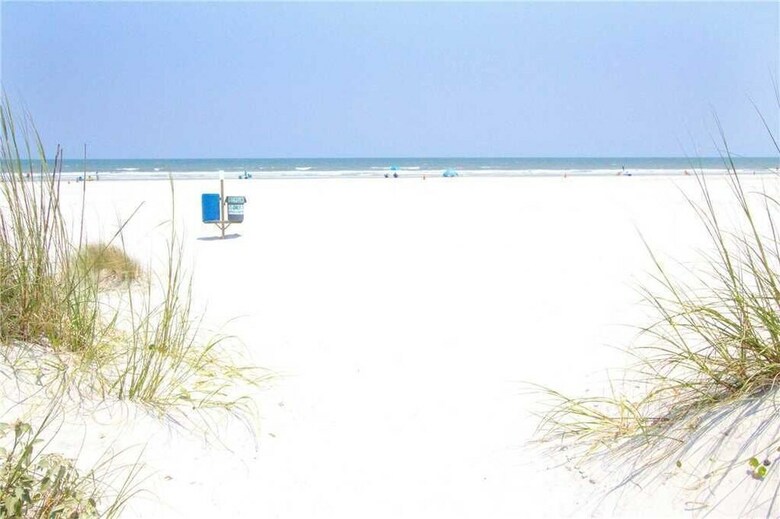 Averys Beach Bungalow - Two Bedroom Home