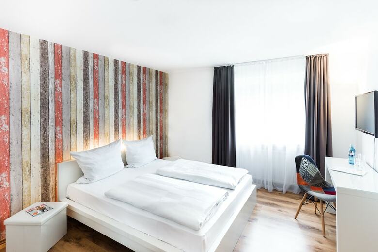 Hotel Haus Am Park - Ihr G�stehaus In Velbert