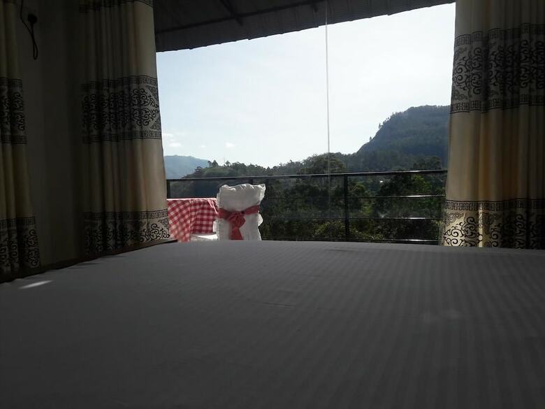 Hotel The Onex Paradise Ella