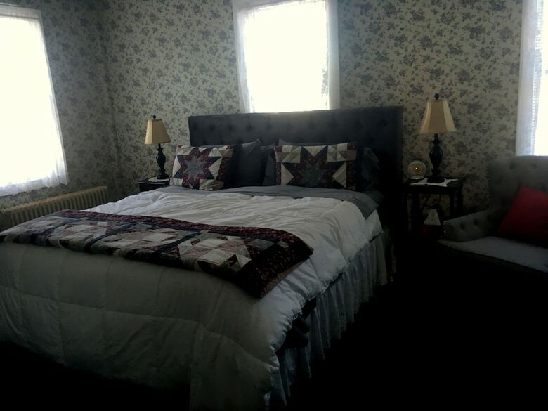 Bed & Breakfast 1785 Inn