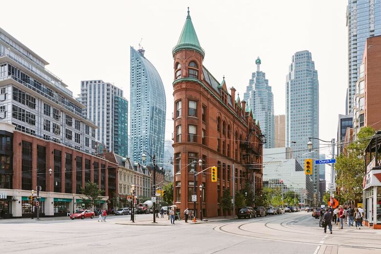 Quickstay - Luxurious 2-bedroom Condo (Downtown Core)