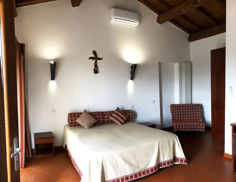 Agroturismo Resort Fonte Vulci
