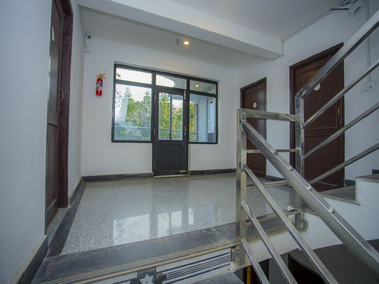 Hotel Oyo 280 Hob Nob Garden Resort