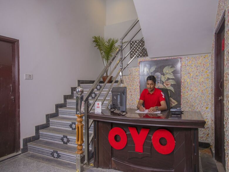 Hotel Oyo 280 Hob Nob Garden Resort