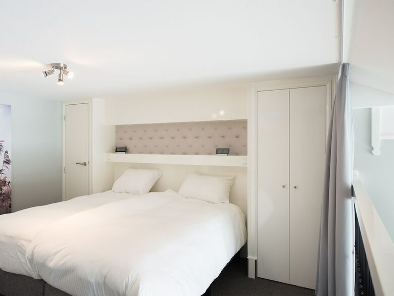 Bizstay Park Central Apartments