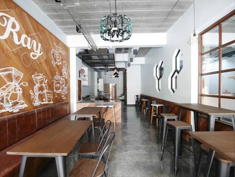 Hostal Ray Coffee Bar & Hostel - Adults Only