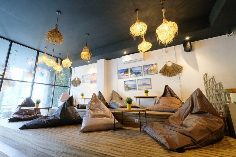 Bed & Breakfast Lopi Hotel