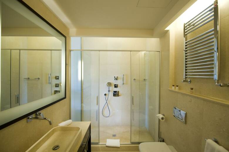 Hotel Marinaplace Resort & Spa