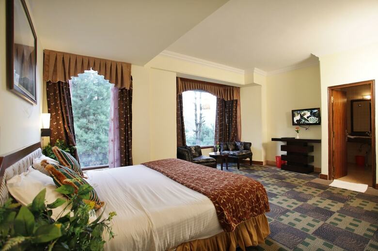 Hotel Grand Mumtaz Resorts