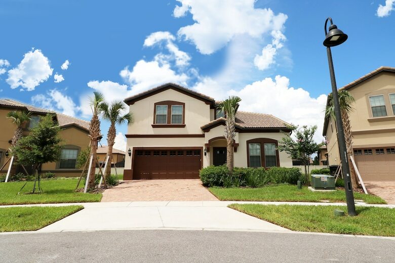 Windsor At Westside-8 Bedrooms House W/pool-3710ww