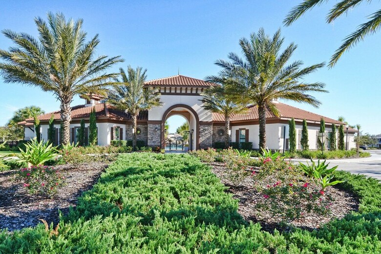 Solterra - 5 Bedrooms House W/pool-7029sr