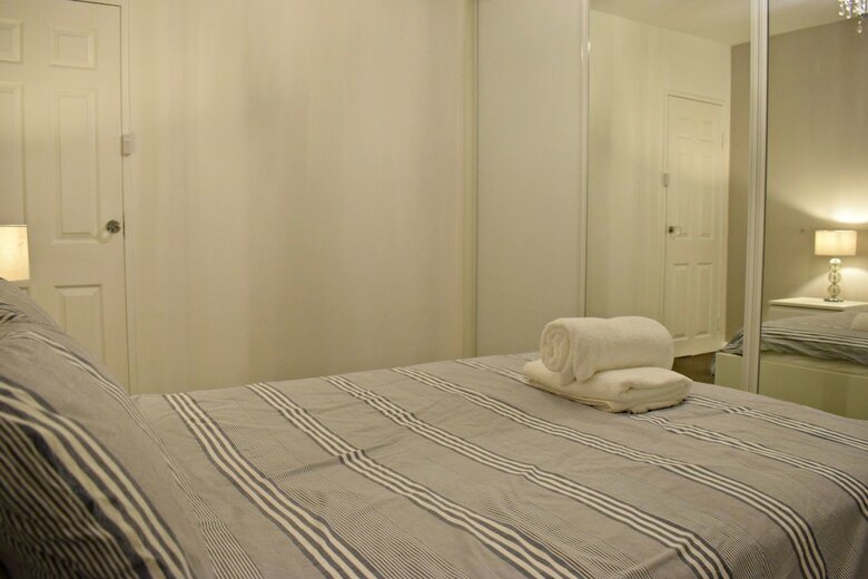 1 Bedroom Apartment With Balcony In Angel
