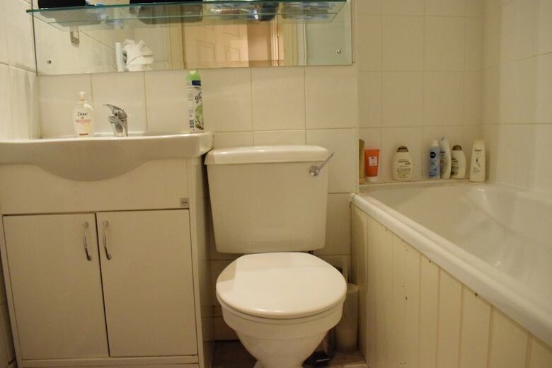 2 Bedroom Apartment In Pimlico London